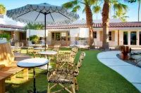 Dive Palm Springs - صديق للحيوانات الاليفة