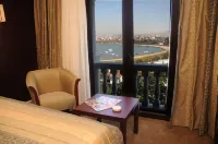 PARADISE ISLAND HOTEL فنادق في Darica