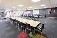 Big4 Traralgon Park Lane Holiday Park Hotel di Moe
