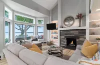 The Luxe Lake House Hotels in Charlevoix