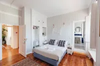Legasea - Cascais Guesthouse Hotels in Cascais