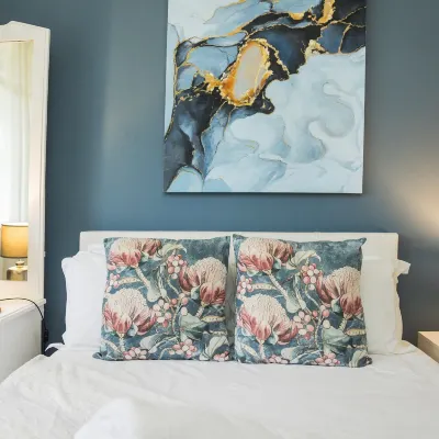 Rozendal Guest House Hotels near Cornwall View Shopping Centre