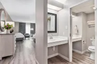 ファースト フロア ファミリー デラックス スイート