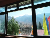 Le Coxy Resort Lachung - غرفة مطلة على الجبل