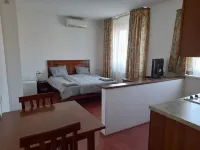 Demizson Panzió Hotels in Kehidakustany