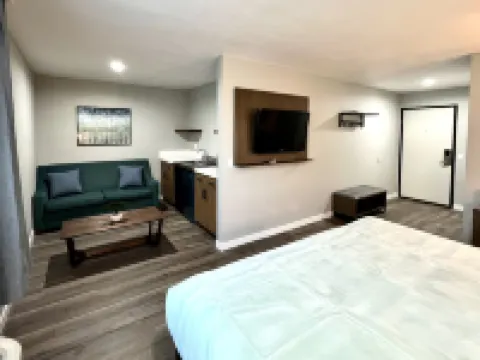 Lincoln Inn Hotels in Venice