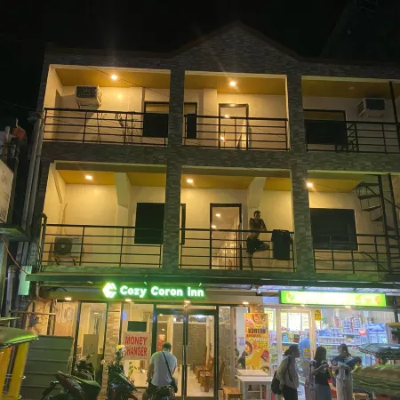 Cozy Coron Inn