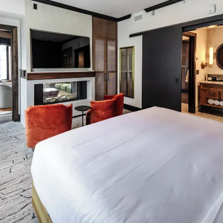 Hotel Renegade