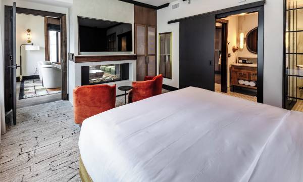 Hotel Renegade