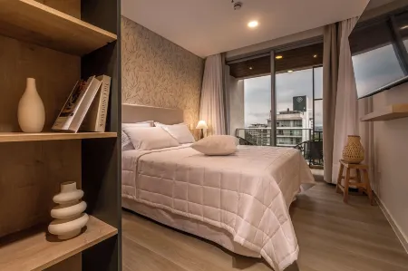 HOUZE Stay & Residences by AVA Отели рядом с достопримечательностью «Ботанический сад Асунсьона»