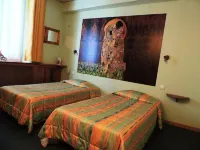 Hôtel de Provence Hotels in Digne-les-Bains