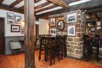 The Moat House - bar
