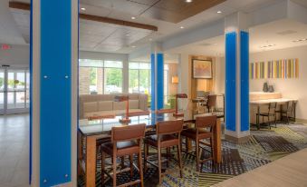 Holiday Inn Express & Suites Fort Mill