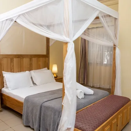 Seaview Gardens Hotel