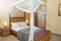 Seaview Gardens Hotel Hotels in Brufut