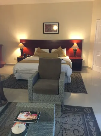 La Palm Royal Beach Hotel