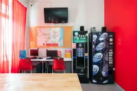 Red Nest Hostel