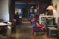 Devonshire Arms Hotel di Martock