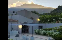 Talè Restaurant & Suite فنادق في بيديمونتي إتنيو