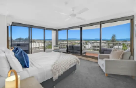 Albatross North Apartments