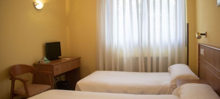 Hotel Alda Estación Oviedo Ξενοδοχεία στην πόλη Oviedo