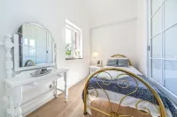 Villa Skalinada, 8 Persons, Private Pool, Baška Voda