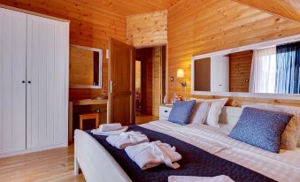 Holiday Home in Ogulin with Pool & Rafting