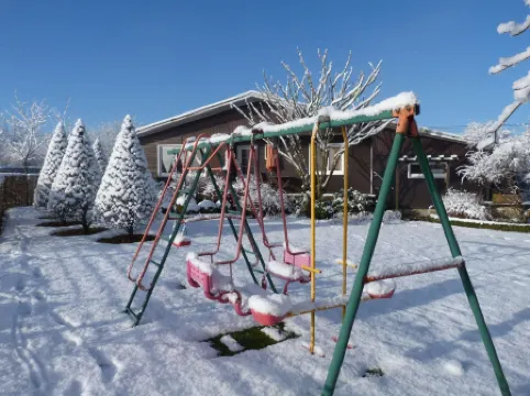 Cozy Chalet with Pond, Malmedy