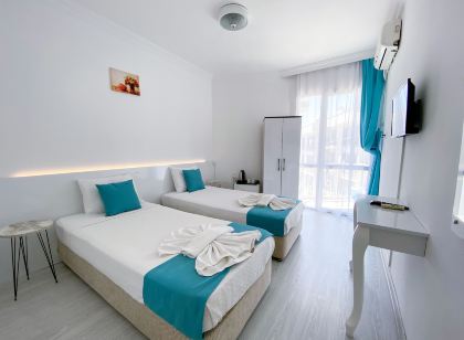 Minerva Port Hotel