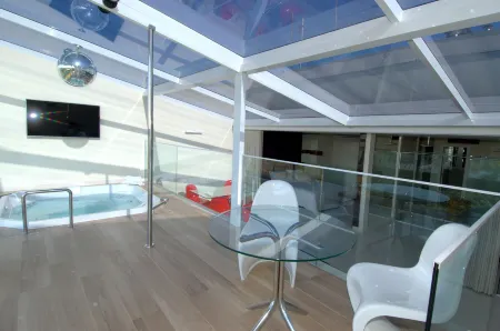 Le Ville Отели в г. Ору-Прету