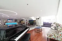 V Verve Service Apartment Hotel Hotels in Khlong Khuean District