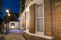 Apartments at Number 10 the Abbey Hotels in Hethersett