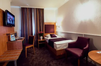 Hotel Niederrad - Self Check IN Hotels in 