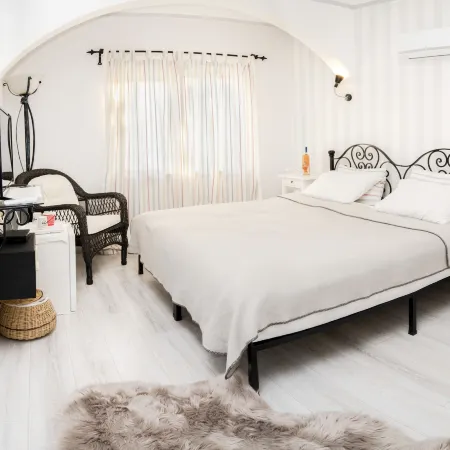 A&B Home Hotel