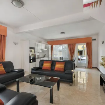 Wanna Studio Apartments