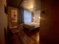 North West Restaurant & Guesthouse فنادق في هفامستانغي