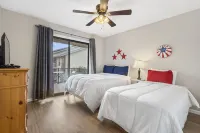 All Fore the Best - Onsite Amenities