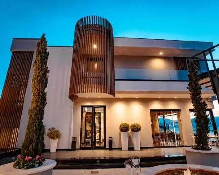Hotel Miramare Hotels in Vlorë County