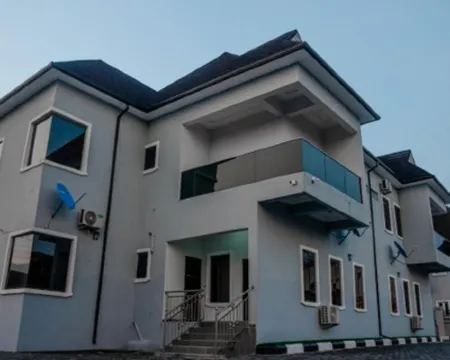 Stunning 3-Bed House in Sapele Hotels in Sapele