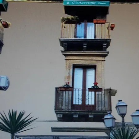 Gualtiero Camere & Suite