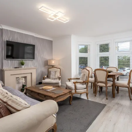 9A Millbrae - Donnini Apartments