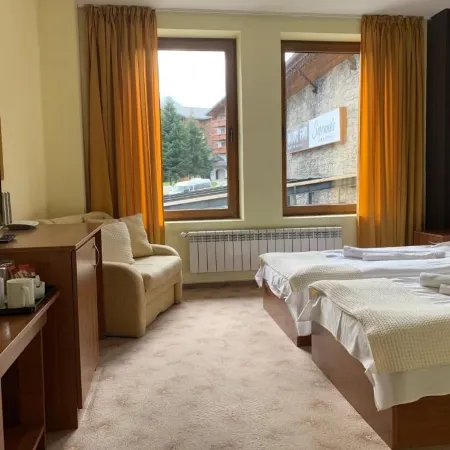 Room-Granat Double Room 2- Next to Gondo