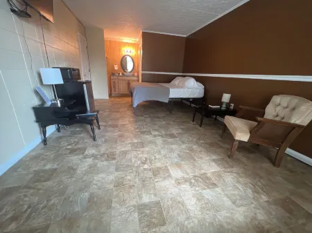 Falls of Rough Motel