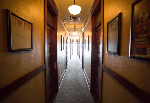 멕메나민스 화이트 이글