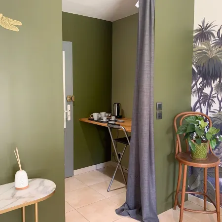 Chambre en Drôme Tropicale