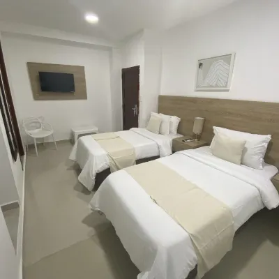 Hotel Casa Agustina Hoteles cerca de Casa Bolivar