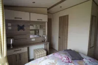 Stunning River View 2 Bedroom Caravan with Decking Hotels in Hunstanton