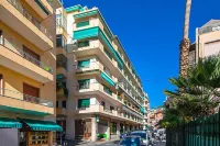 I Fiori 3-16 Apartment by Wonderful Italy