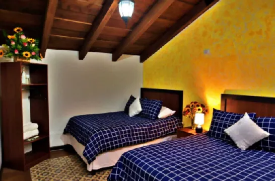 Hotel Posada El Arcangel Hotels near Arco de Santa Catalina