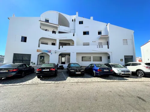 Albufeira Classic 2 by Homing